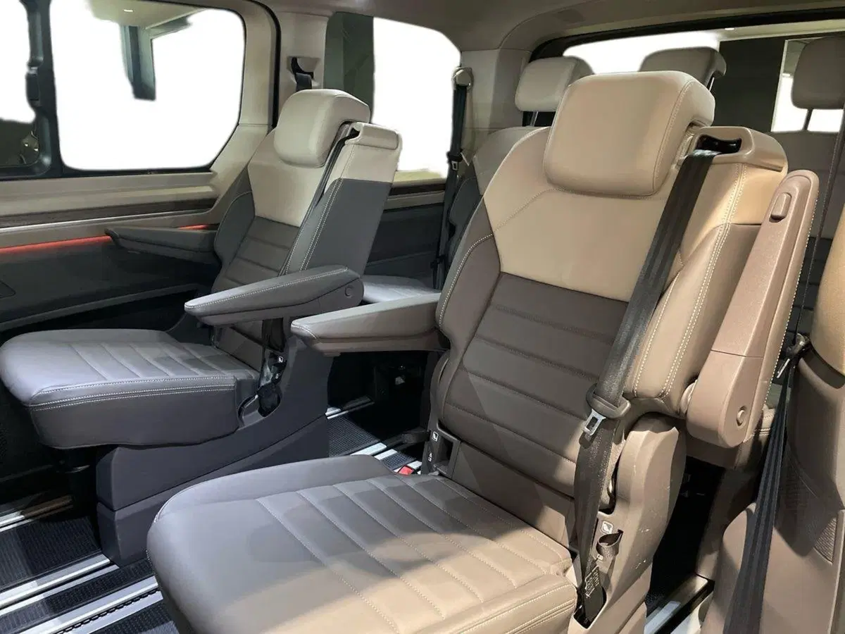 Volkswagen Multivan usata a Firenze (12)