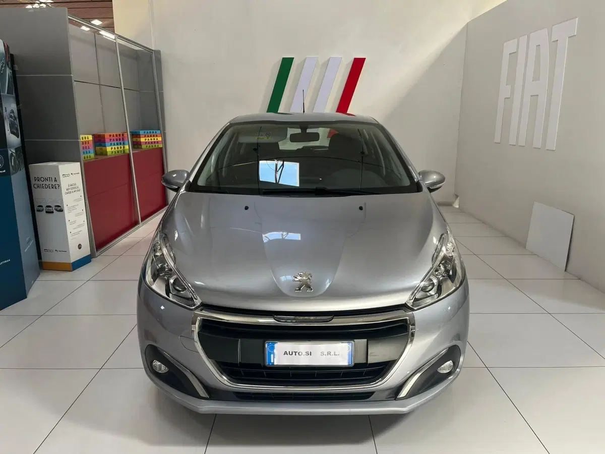 Peugeot 208 usata a Lucca (2)