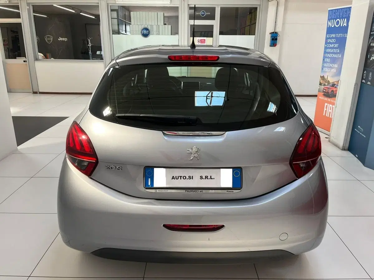 Peugeot 208 usata a Lucca (5)