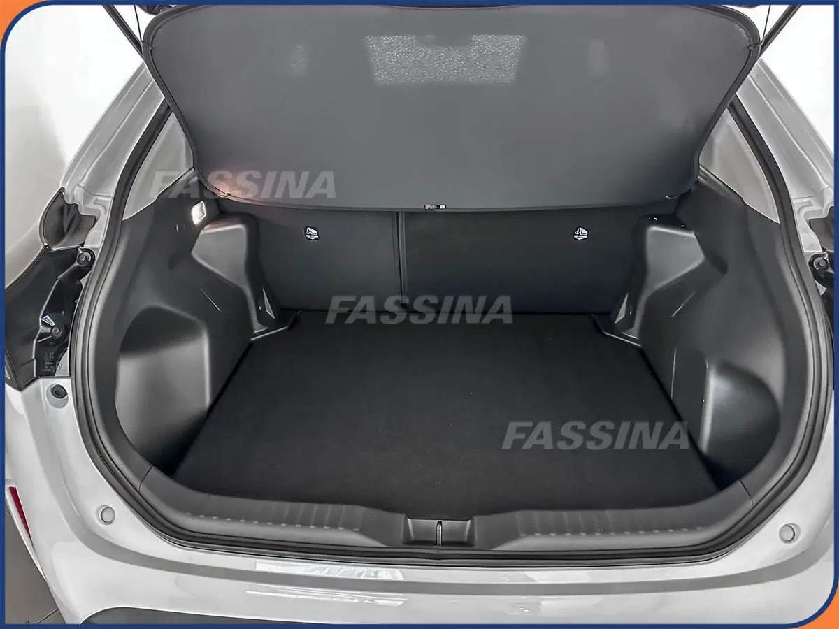 Toyota Yaris Cross usata a Milano (11)