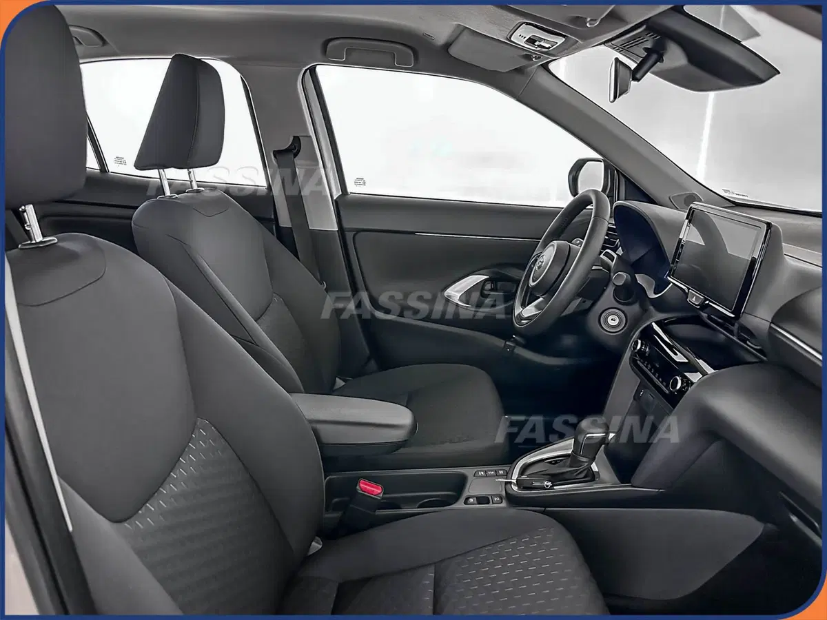 Toyota Yaris Cross usata a Milano (13)