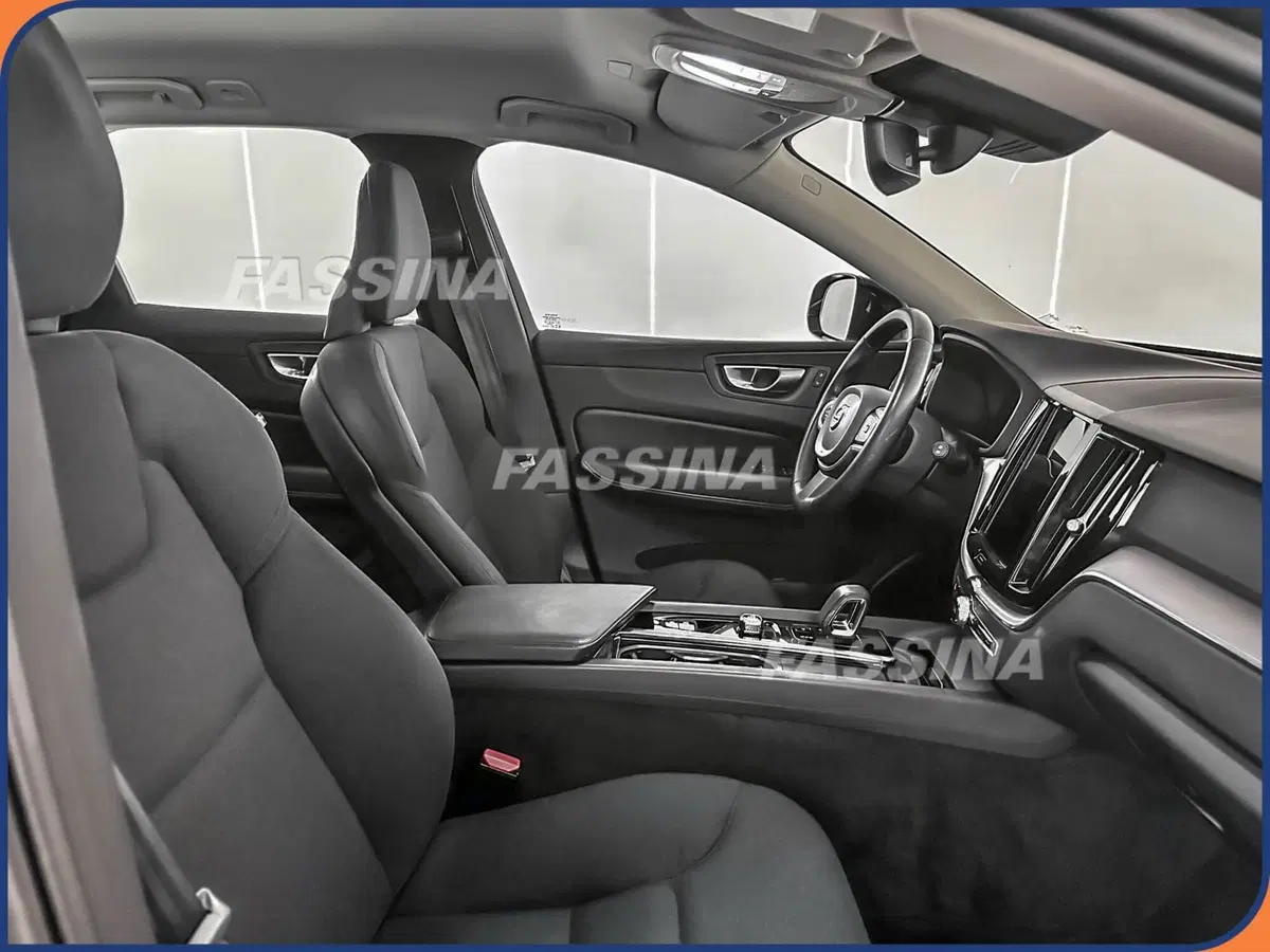 Volvo XC60 usata a Milano (12)