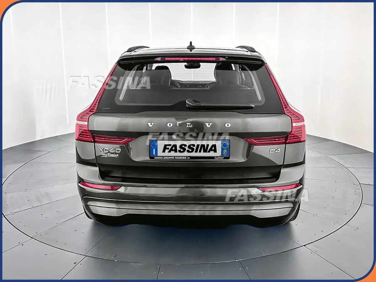 Volvo XC60 usata a Milano (5)