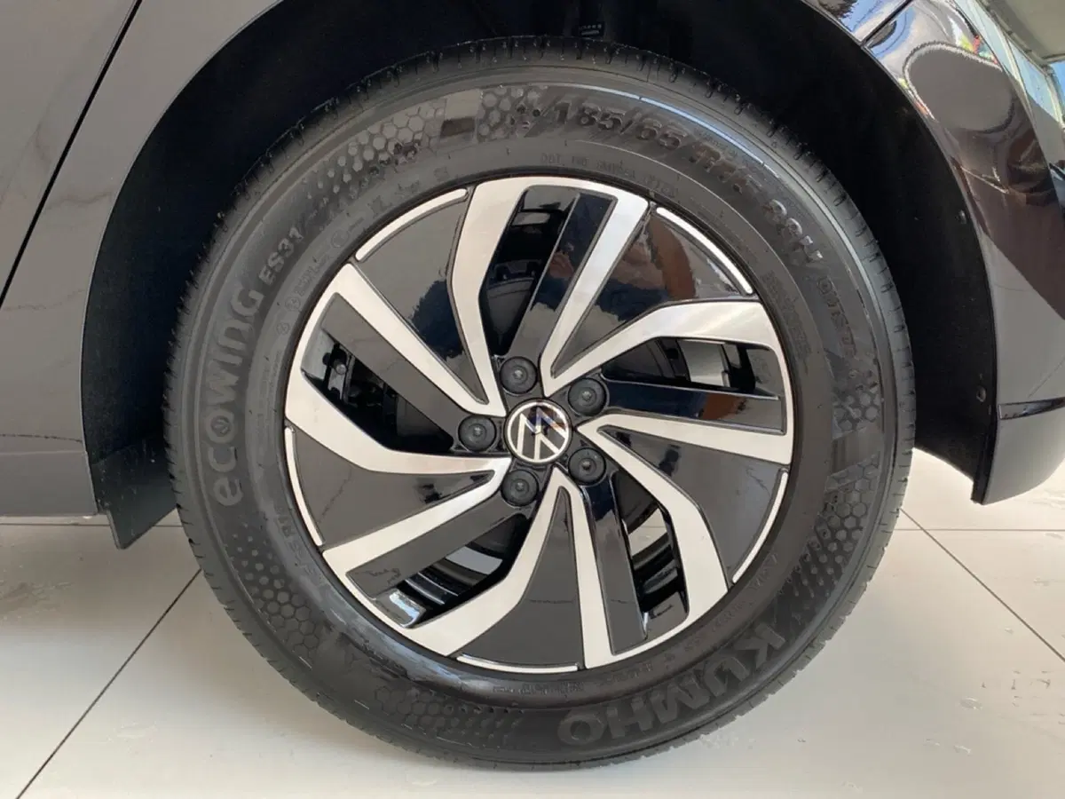 Volkswagen Polo nuova a Lodi (10)