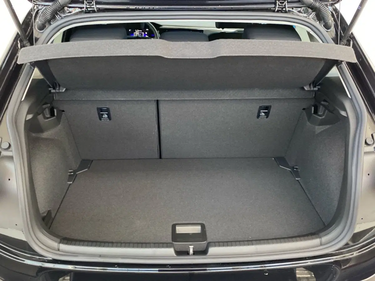 Volkswagen Polo nuova a Lodi (9)