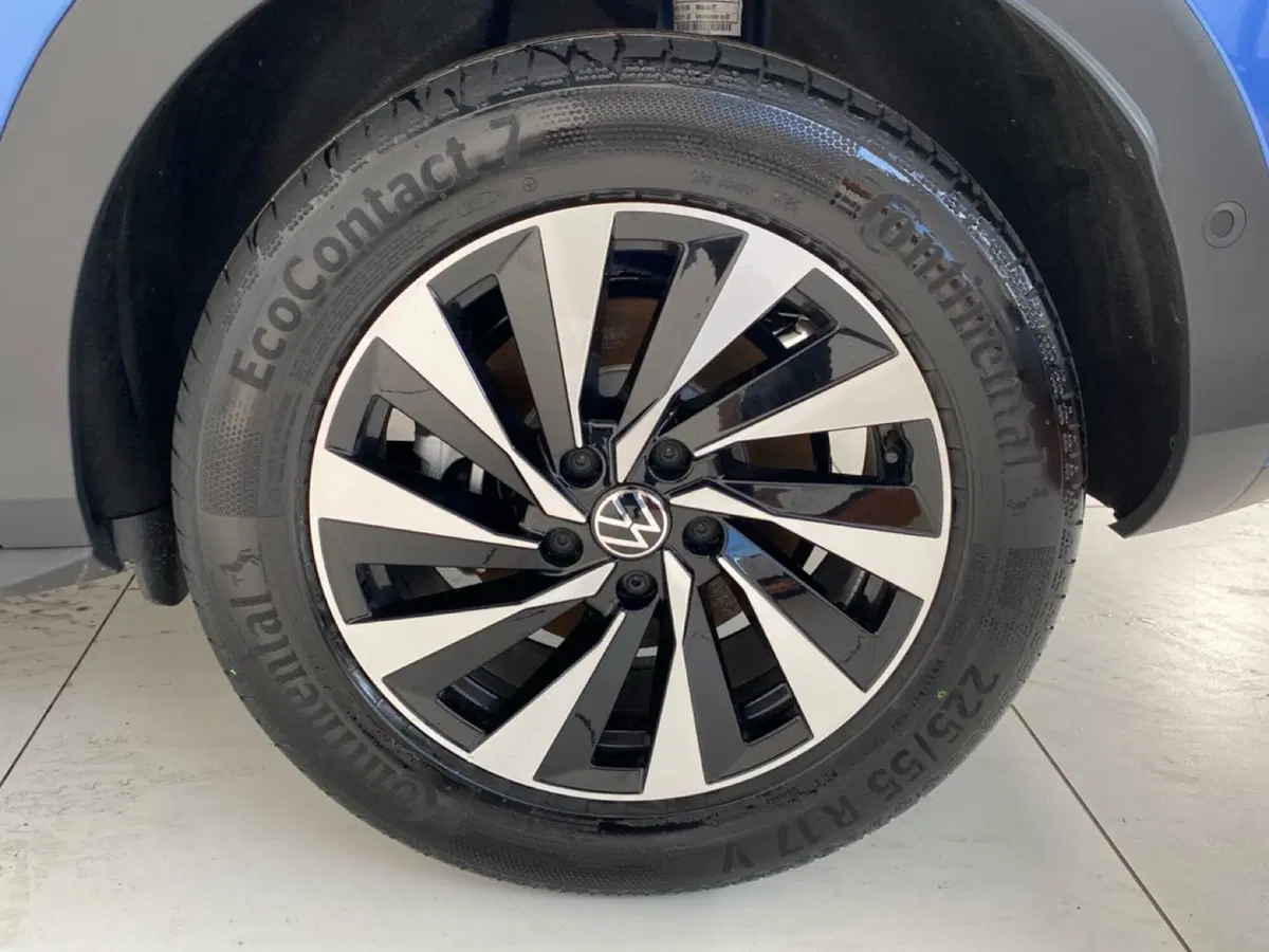Volkswagen T-Roc nuova a Lodi (10)