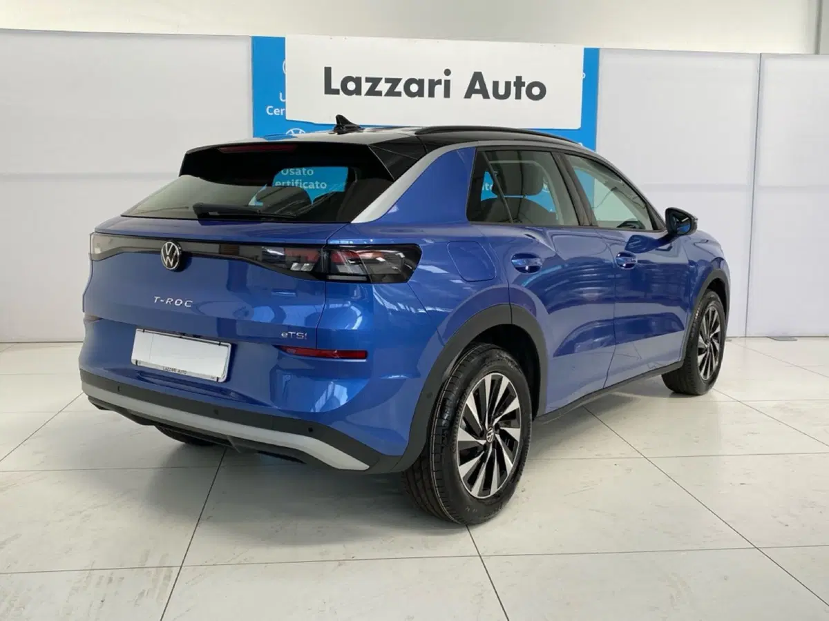 Volkswagen T-Roc nuova a Lodi (4)