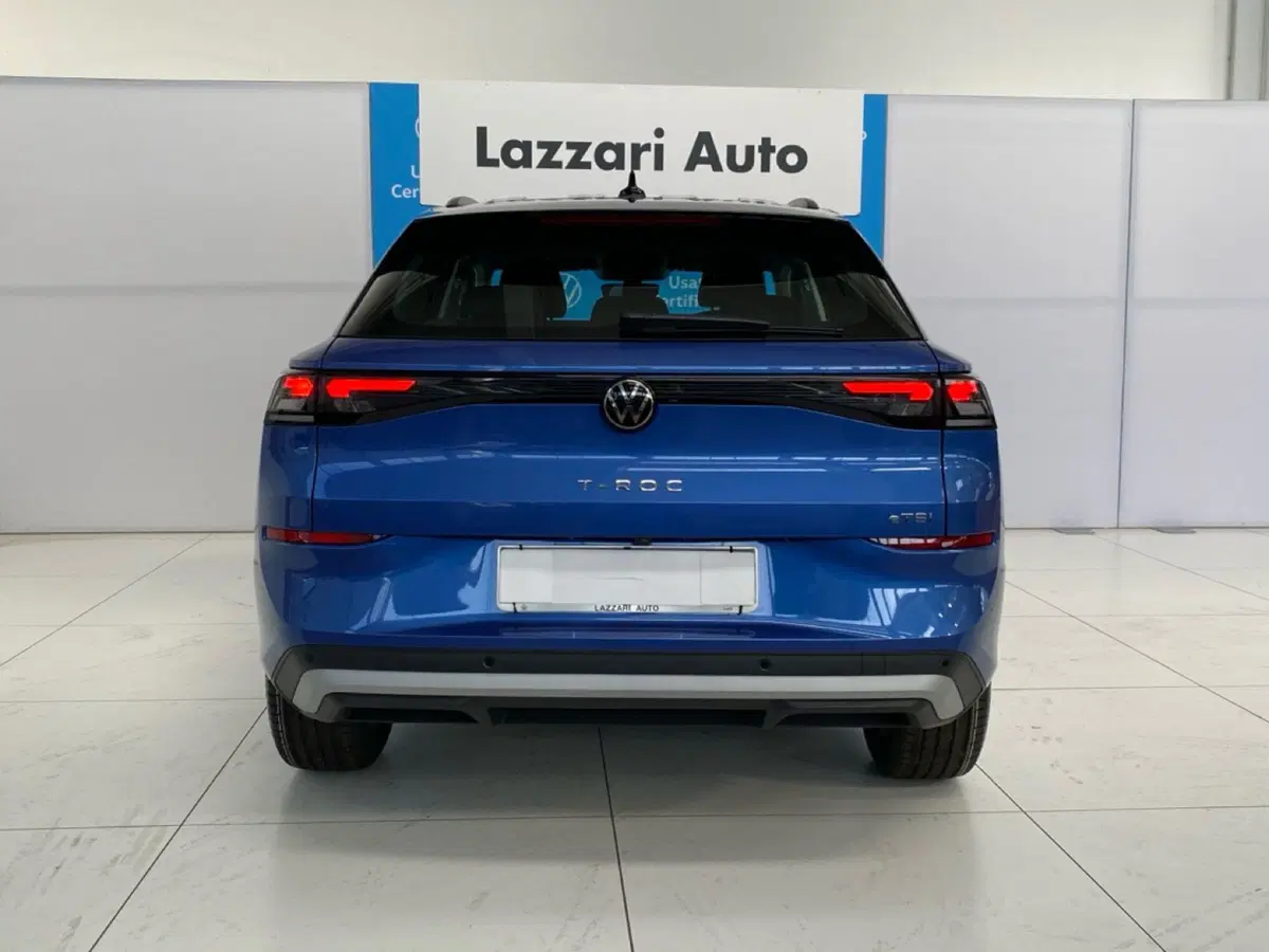 Volkswagen T-Roc nuova a Lodi (5)