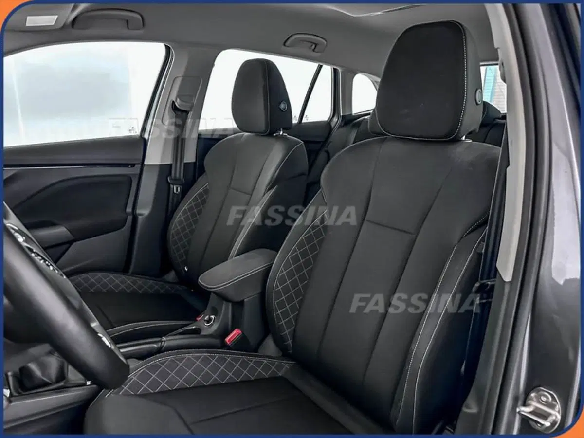 Skoda Scala usata a Milano (8)