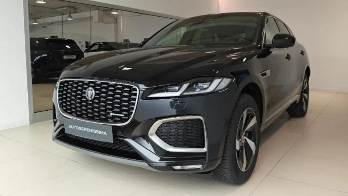 Jaguar F-Pace usata a Venezia
