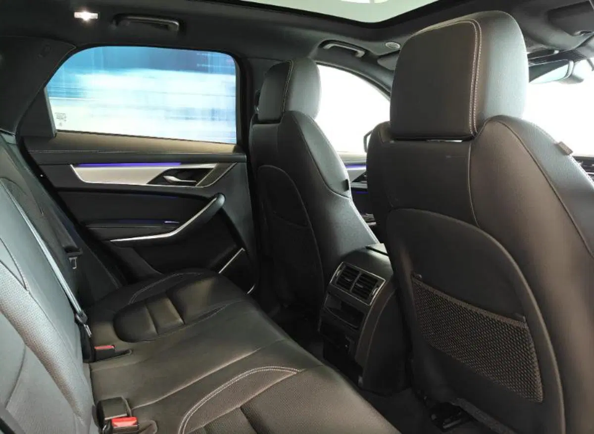 Jaguar F-Pace usata a Venezia (4)