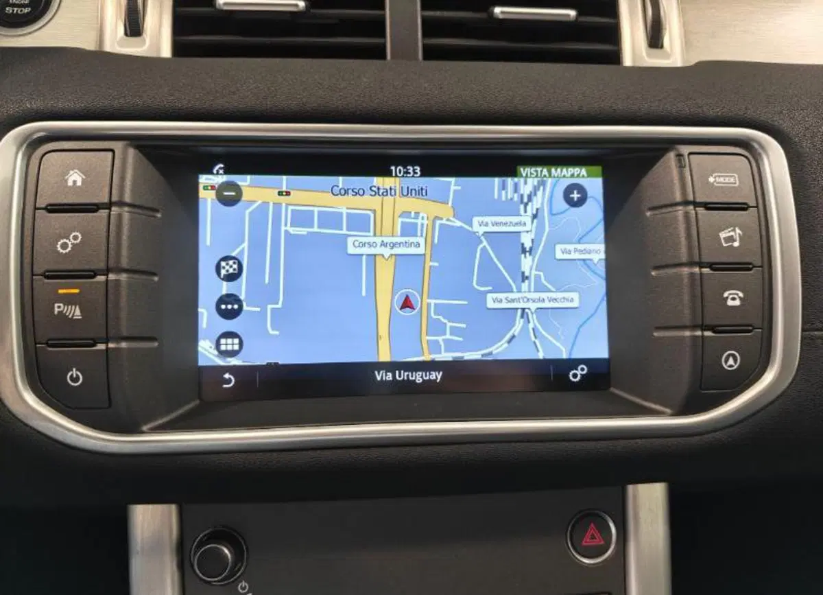 Land Rover Range Rover Evoque usata a Venezia (10)