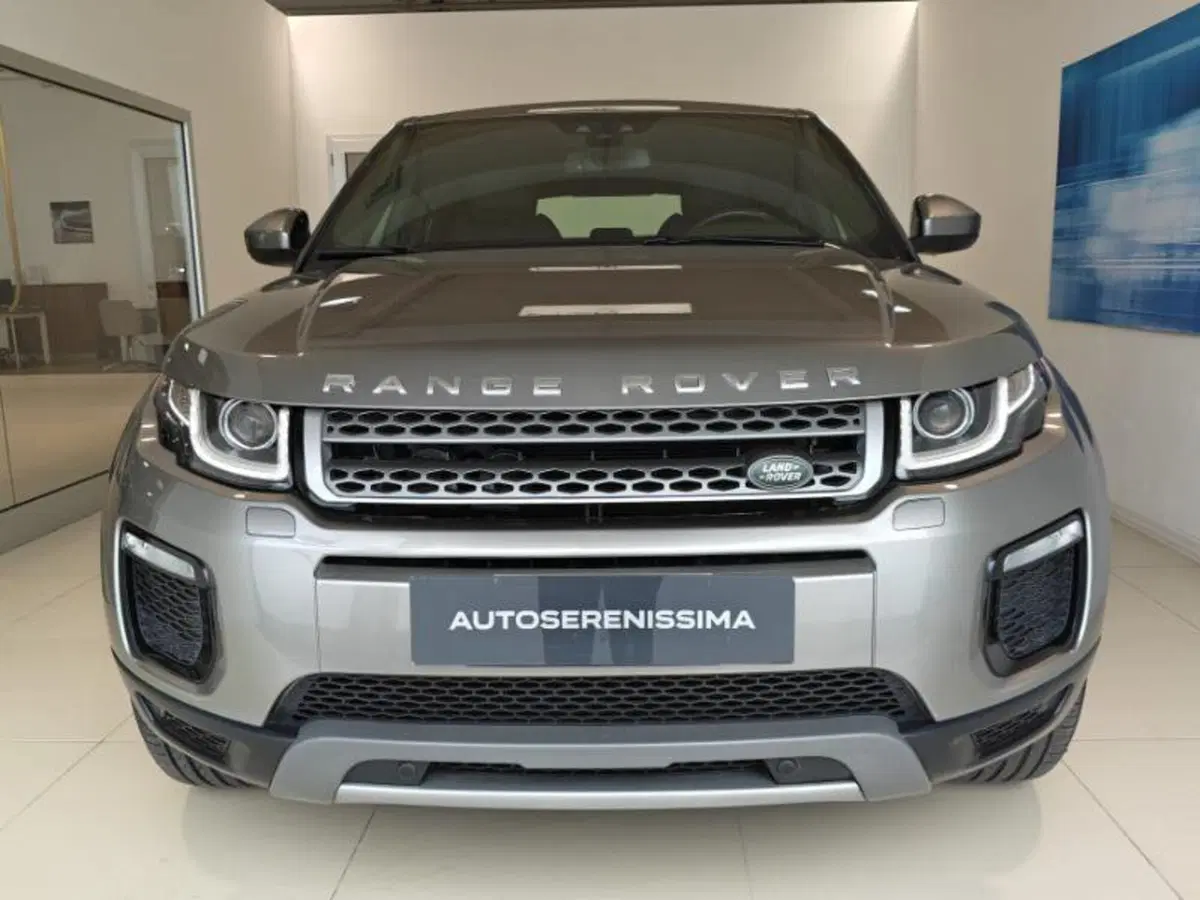 Land Rover Range Rover Evoque usata a Venezia (12)