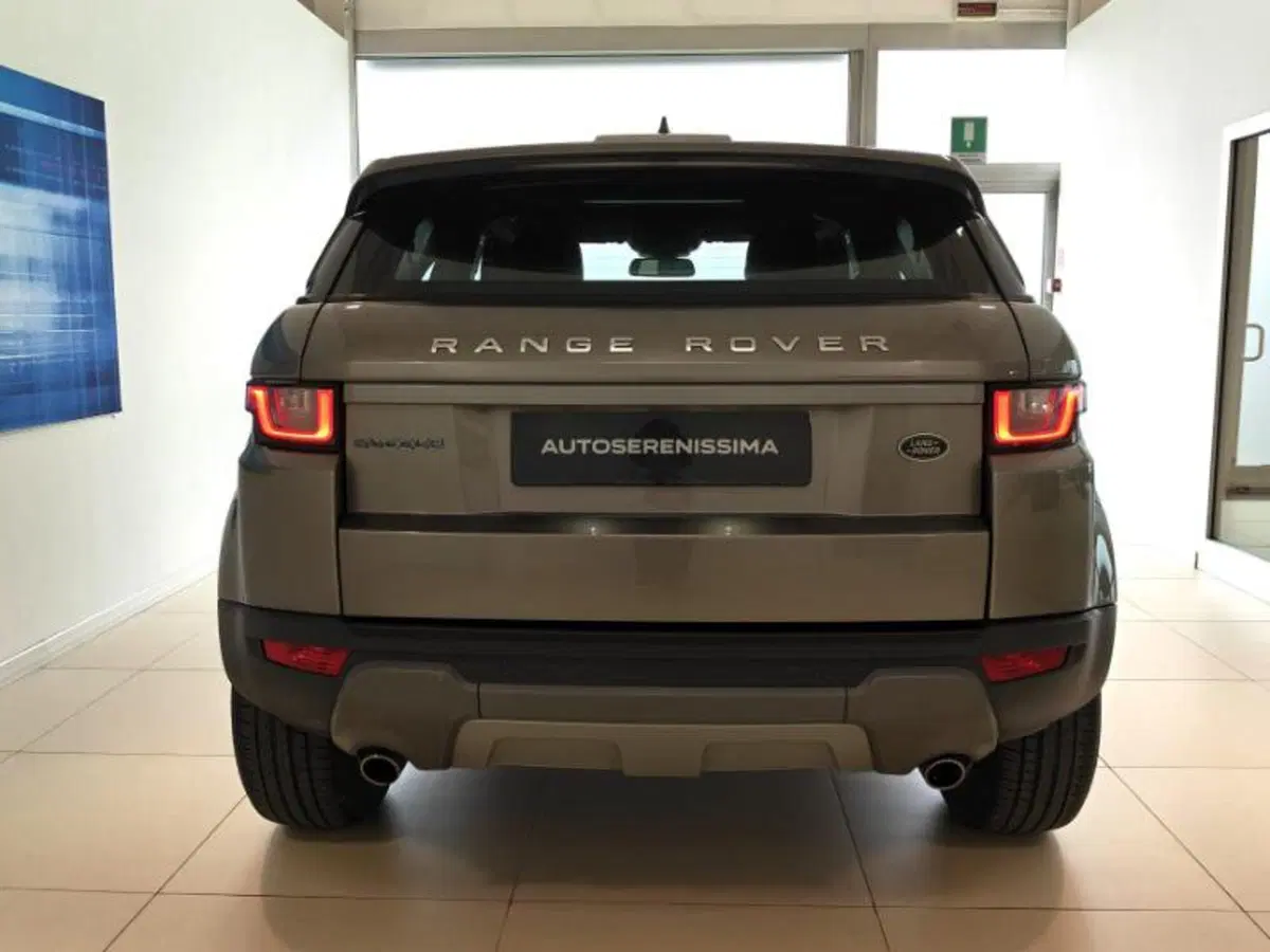 Land Rover Range Rover Evoque usata a Venezia (18)