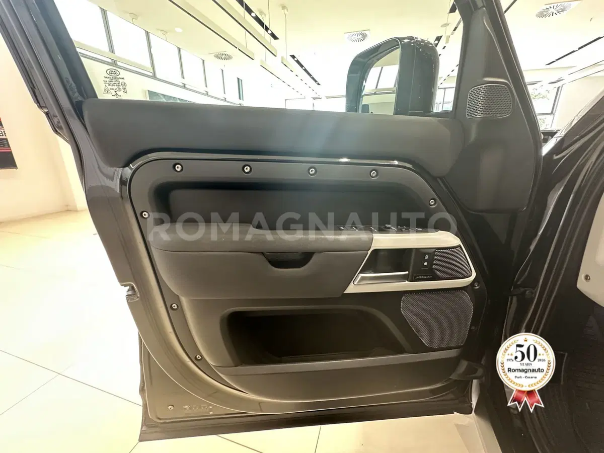 Land Rover Defender usata a Forlì-Cesena (15)