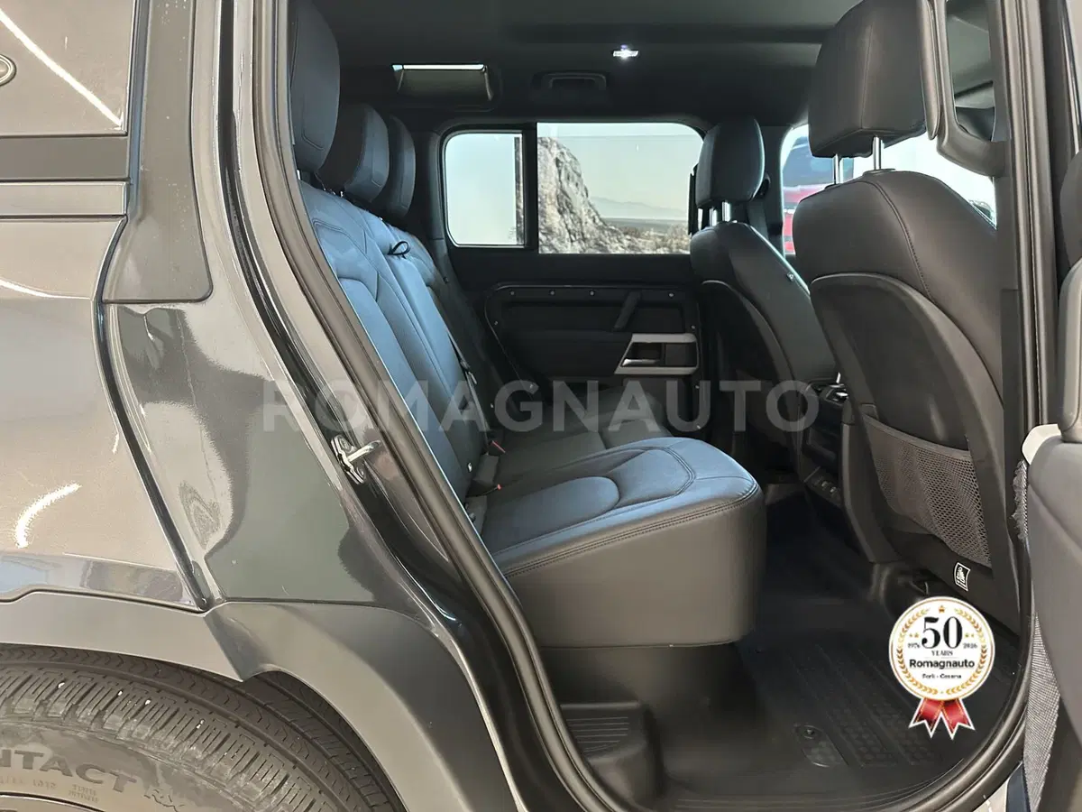 Land Rover Defender usata a Forlì-Cesena (11)