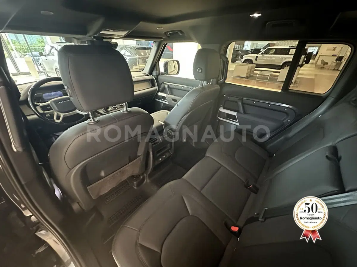 Land Rover Defender usata a Forlì-Cesena (12)