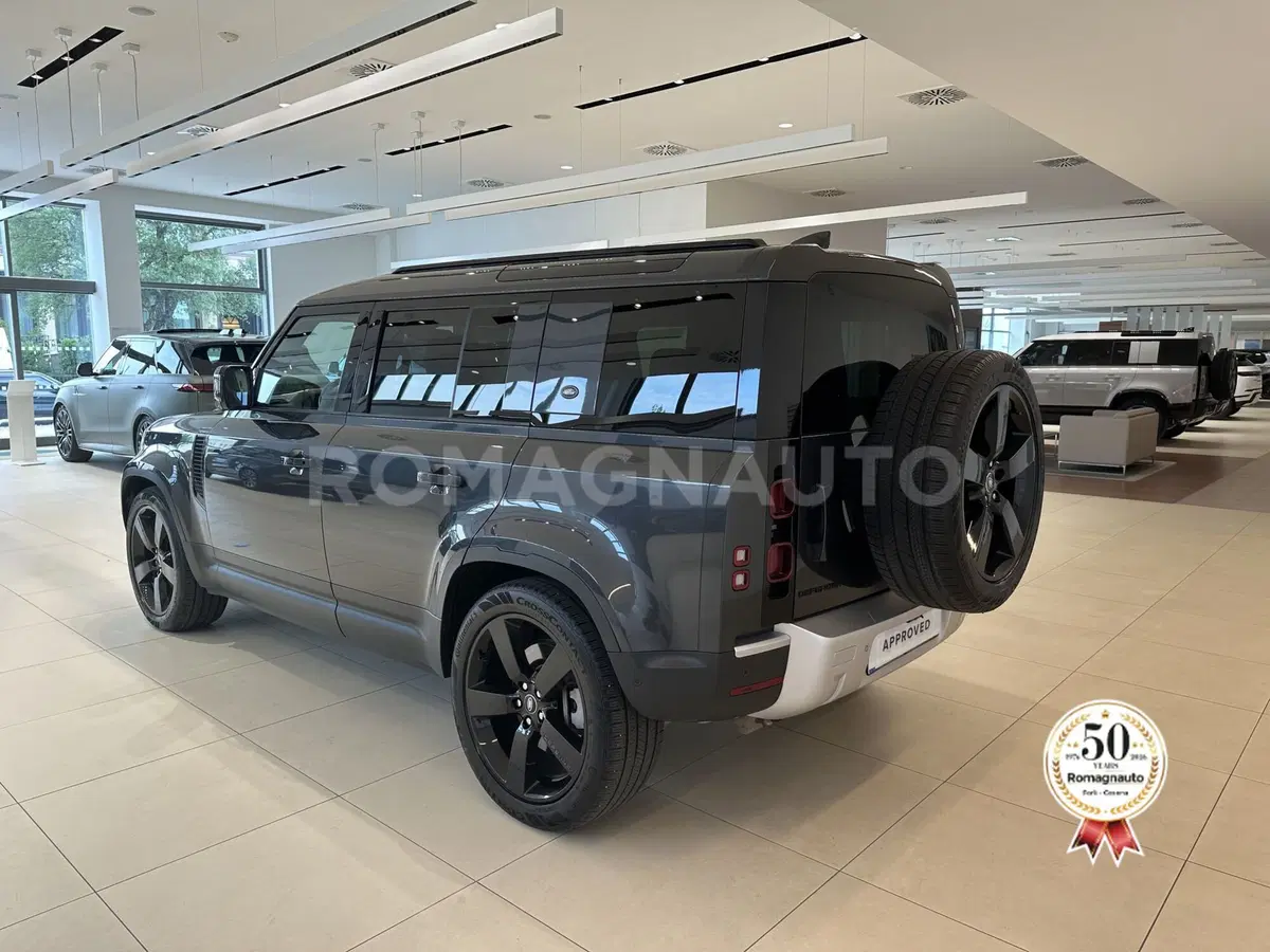 Land Rover Defender usata a Forlì-Cesena (7)