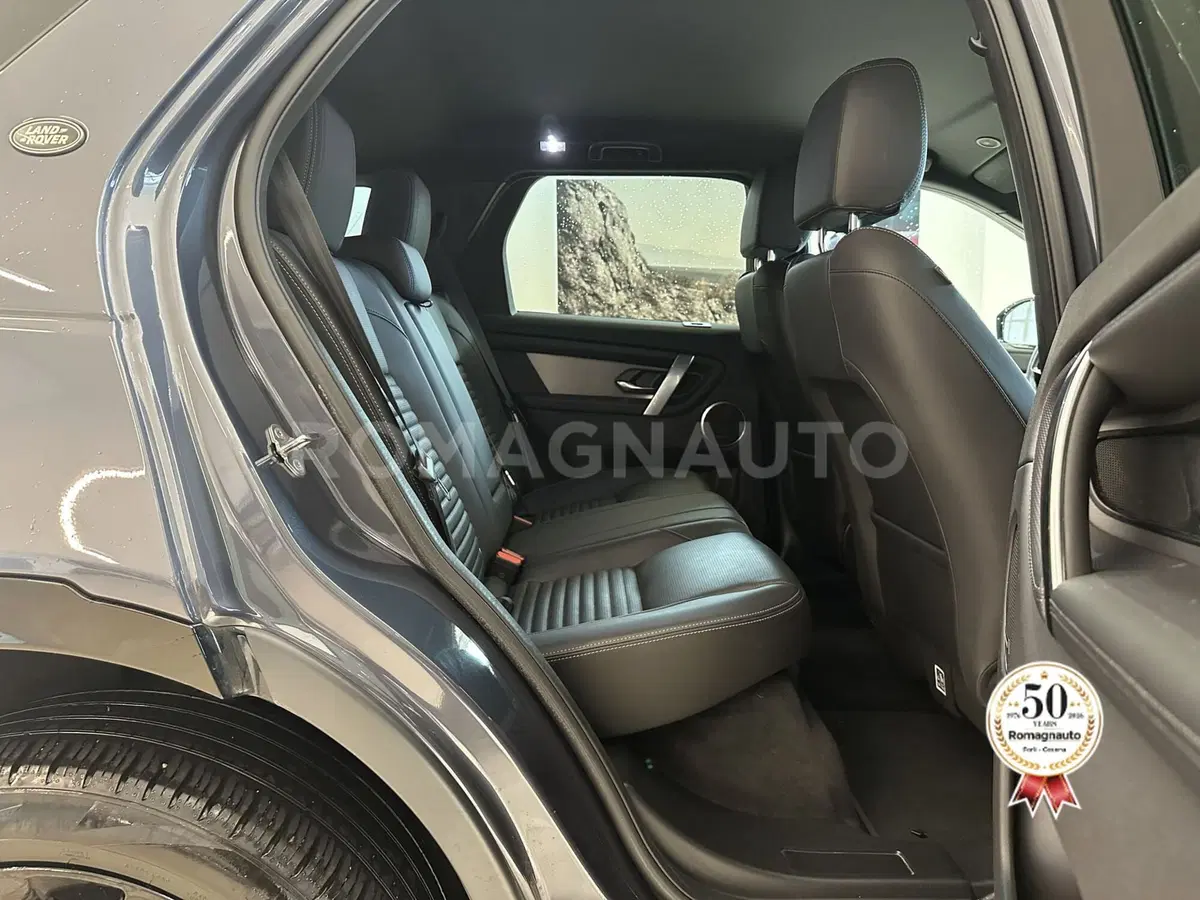 Land Rover Discovery Sport usata a Forlì-Cesena (11)