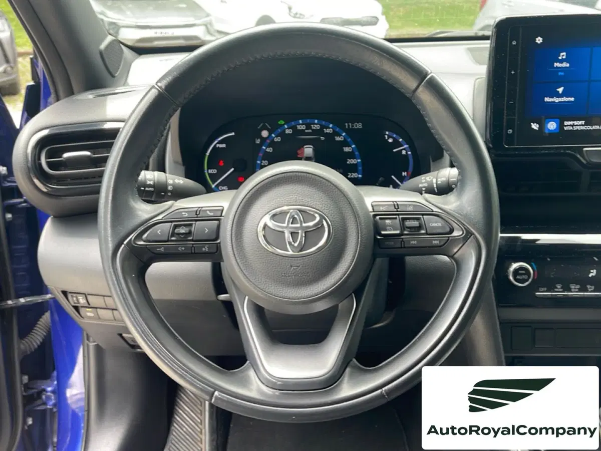 Toyota Yaris Cross usata a Roma (12)