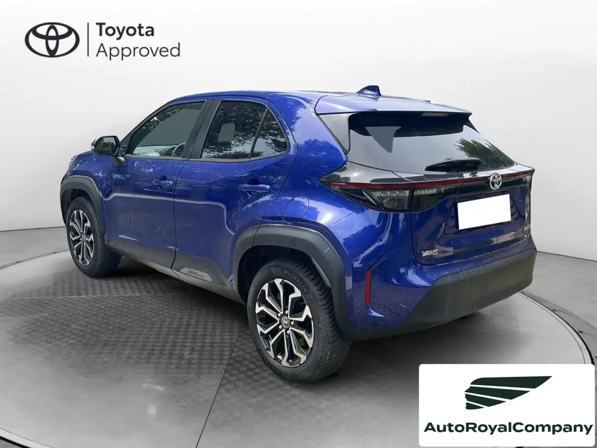 Toyota Yaris Cross usata a Roma (4)