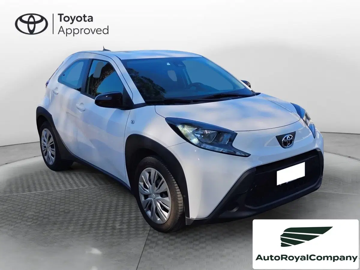 Toyota Aygo X usata a Roma (13)