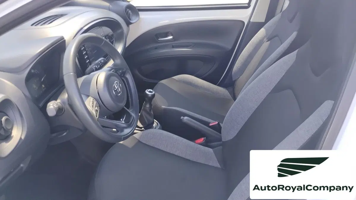 Toyota Aygo X usata a Roma (4)