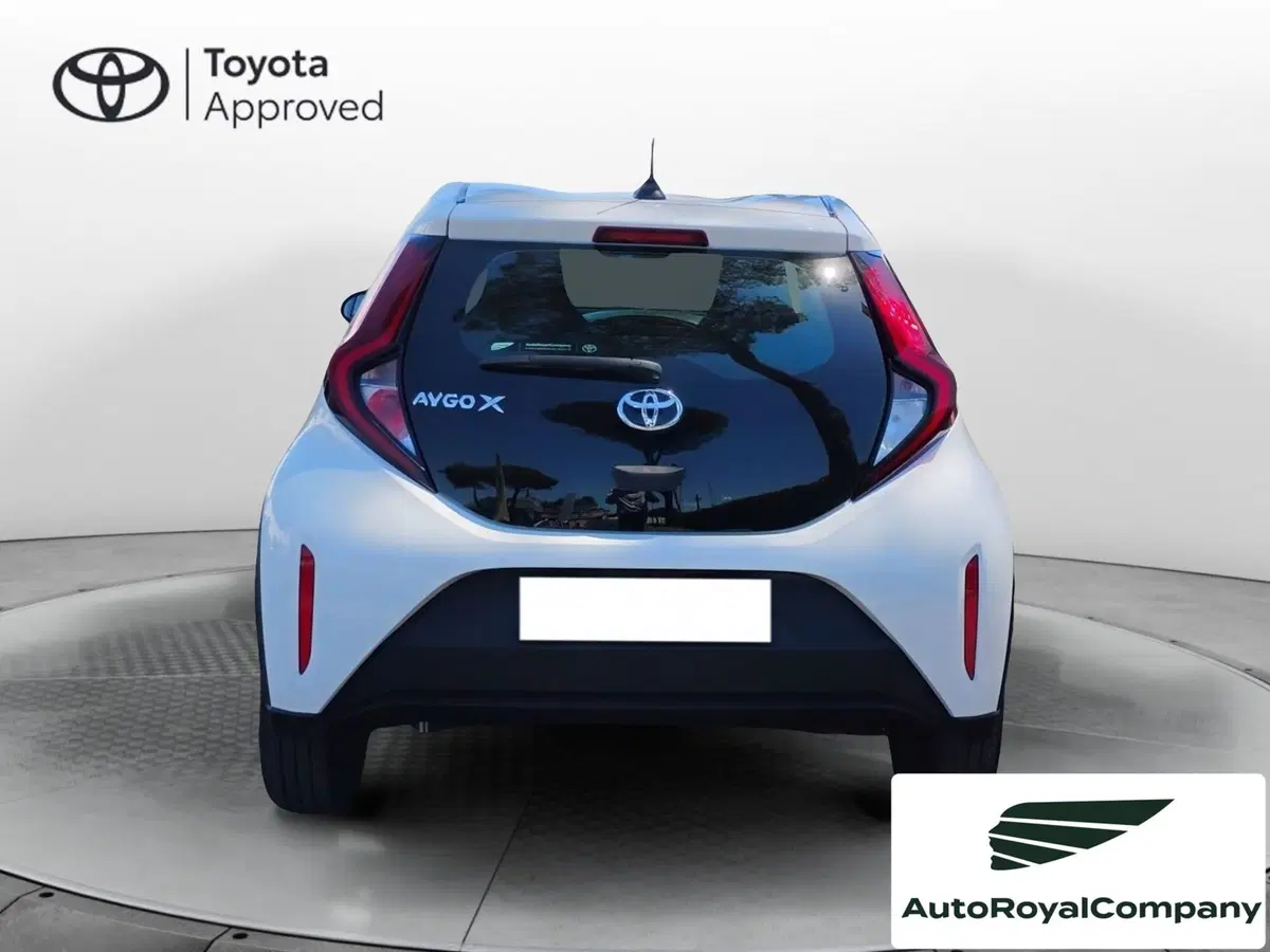 Toyota Aygo X usata a Roma (8)