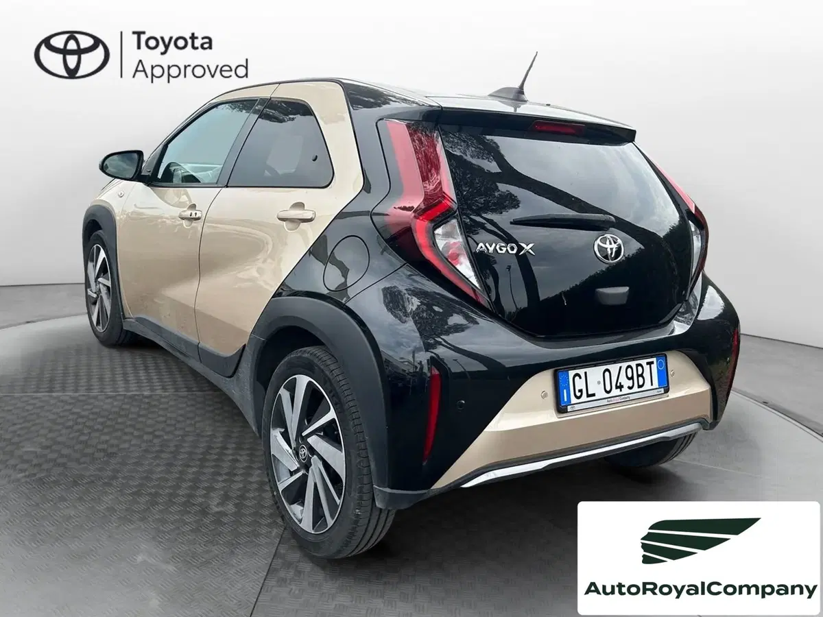 Toyota Aygo X usata a Roma (13)