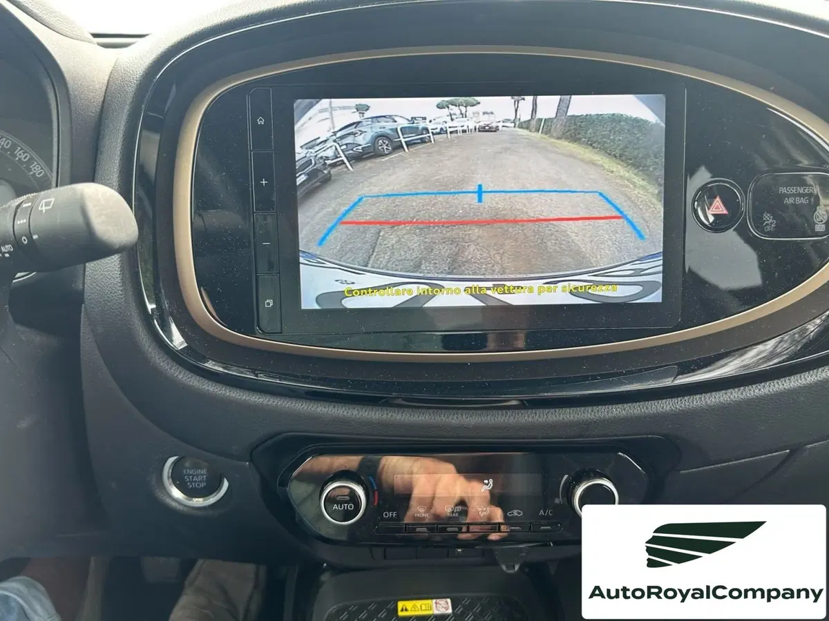 Toyota Aygo X usata a Roma (7)