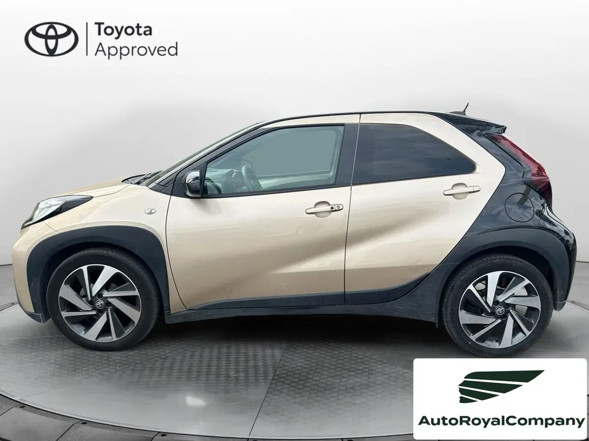 Toyota Aygo X usata a Roma (8)