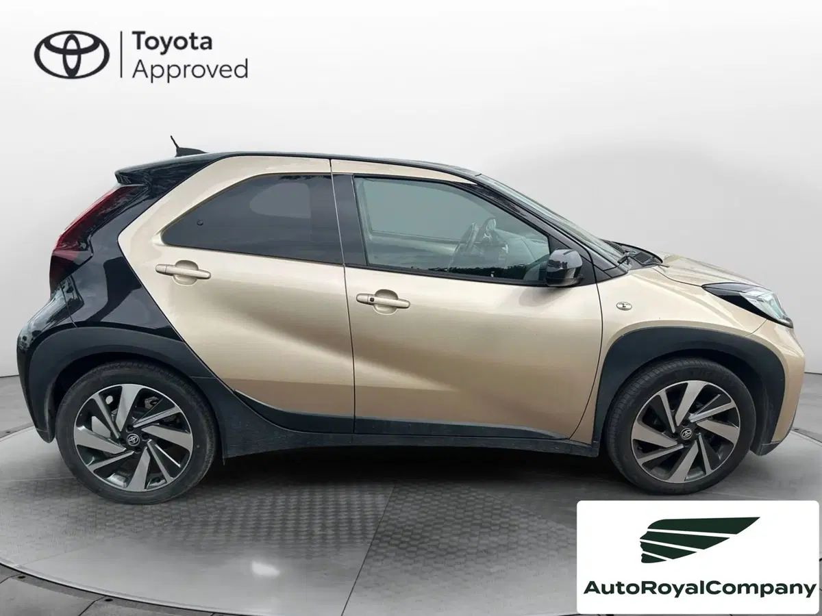 Toyota Aygo X usata a Roma (9)