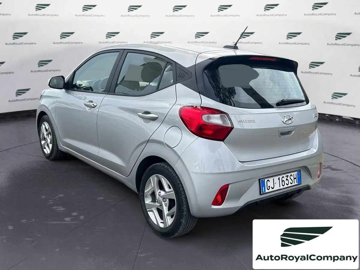 Hyundai i10 usata a Roma (12)