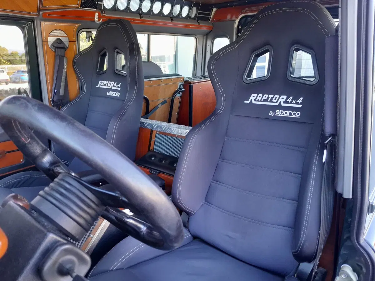 Land Rover Defender usata a Cuneo (13)