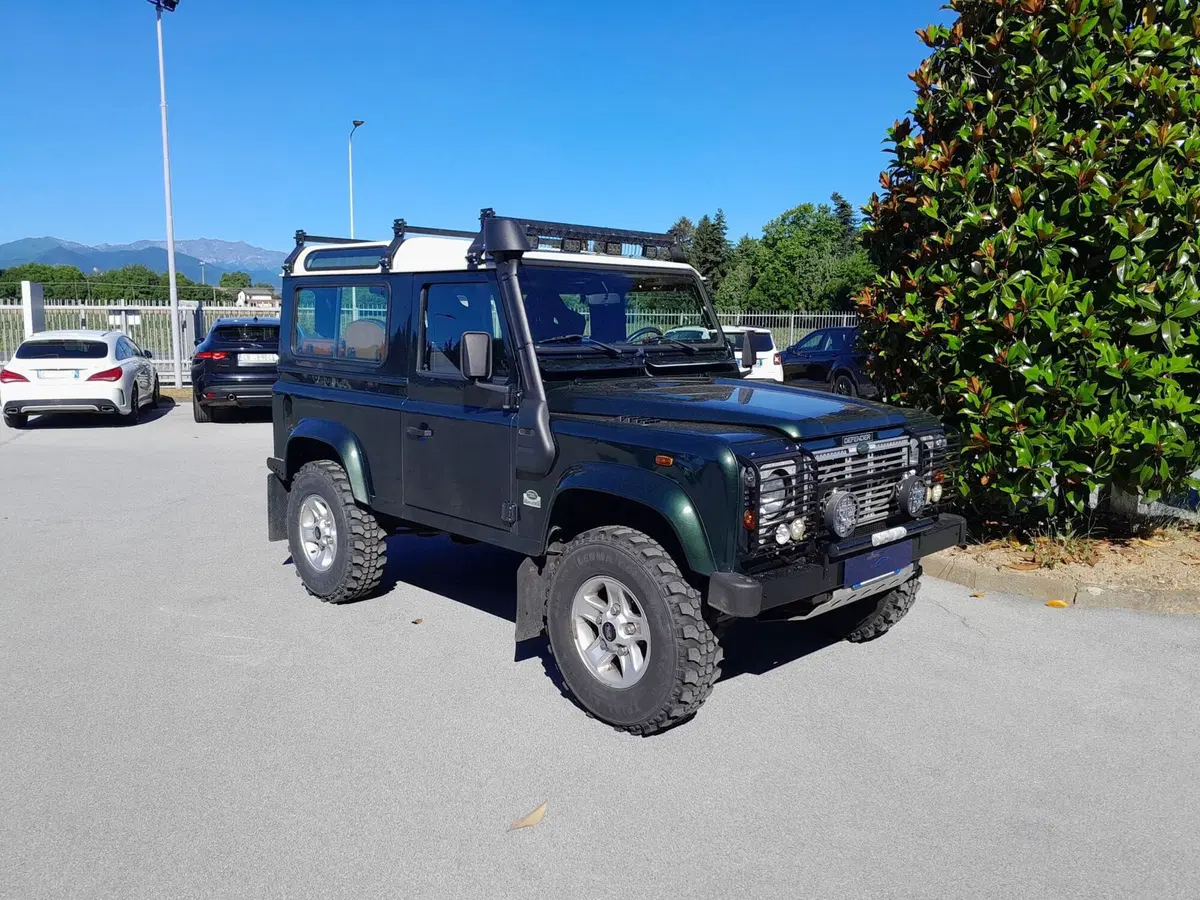 Land Rover Defender usata a Cuneo (3)