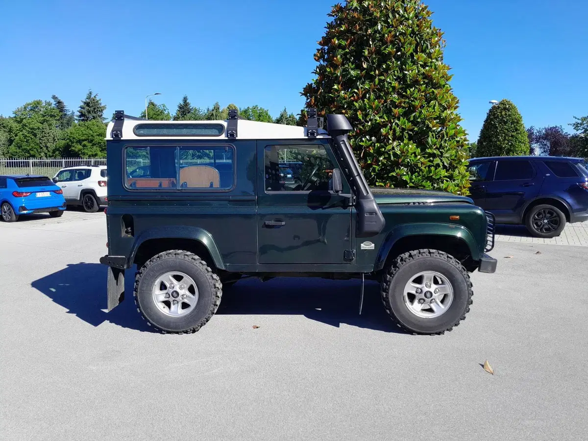 Land Rover Defender usata a Cuneo (5)
