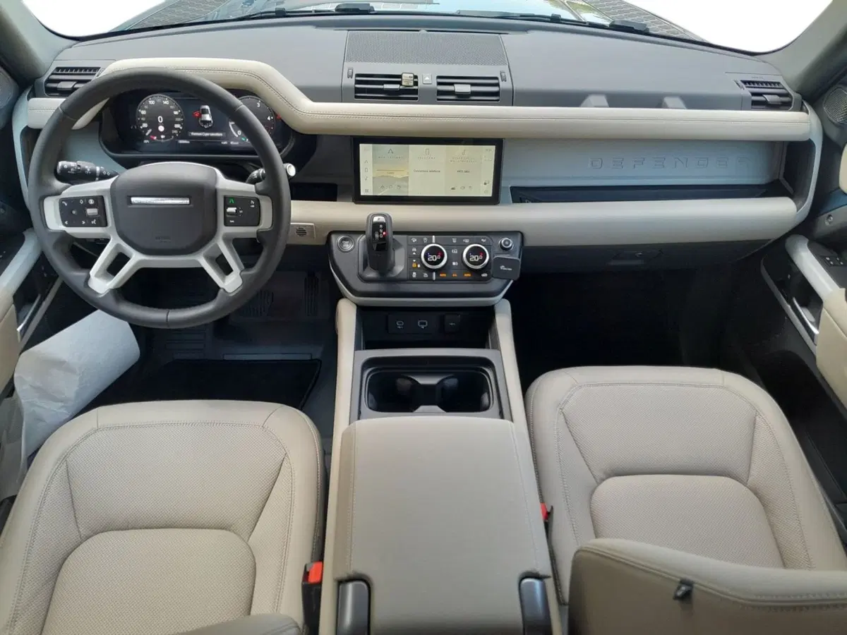 Land Rover Defender usata a Cuneo (10)