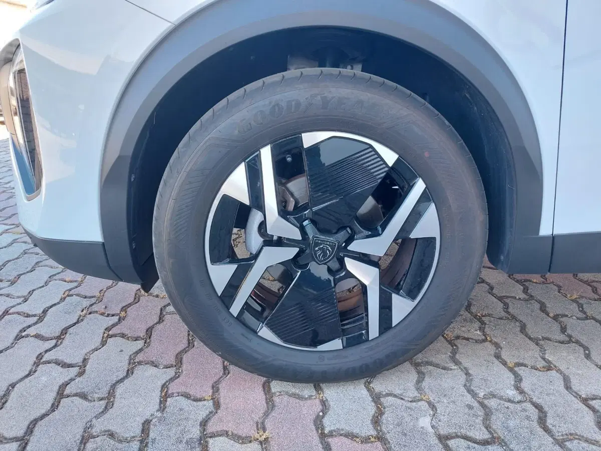 Peugeot 2008 usata a Pavia (14)