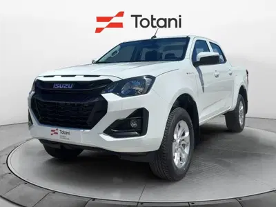 Isuzu D-Max Pick-up 2.2 crew Evolution 4x4 nuova a L'Aquila