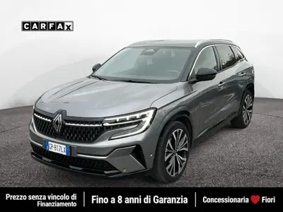 Renault Austral 1.2 full hybrid Iconic Esprit Alpine 200cv auto del 2023 usata a Roma