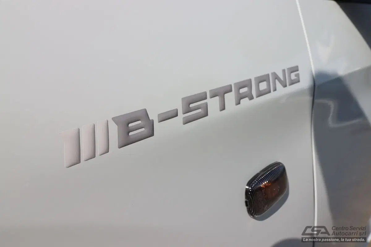 Isuzu D-Max Pick-up nuova a Bologna (4)