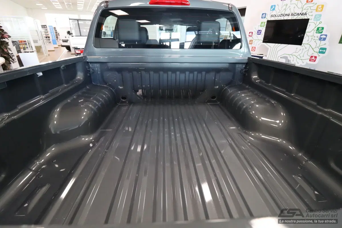 Isuzu D-Max Pick-up nuova a Bologna (5)