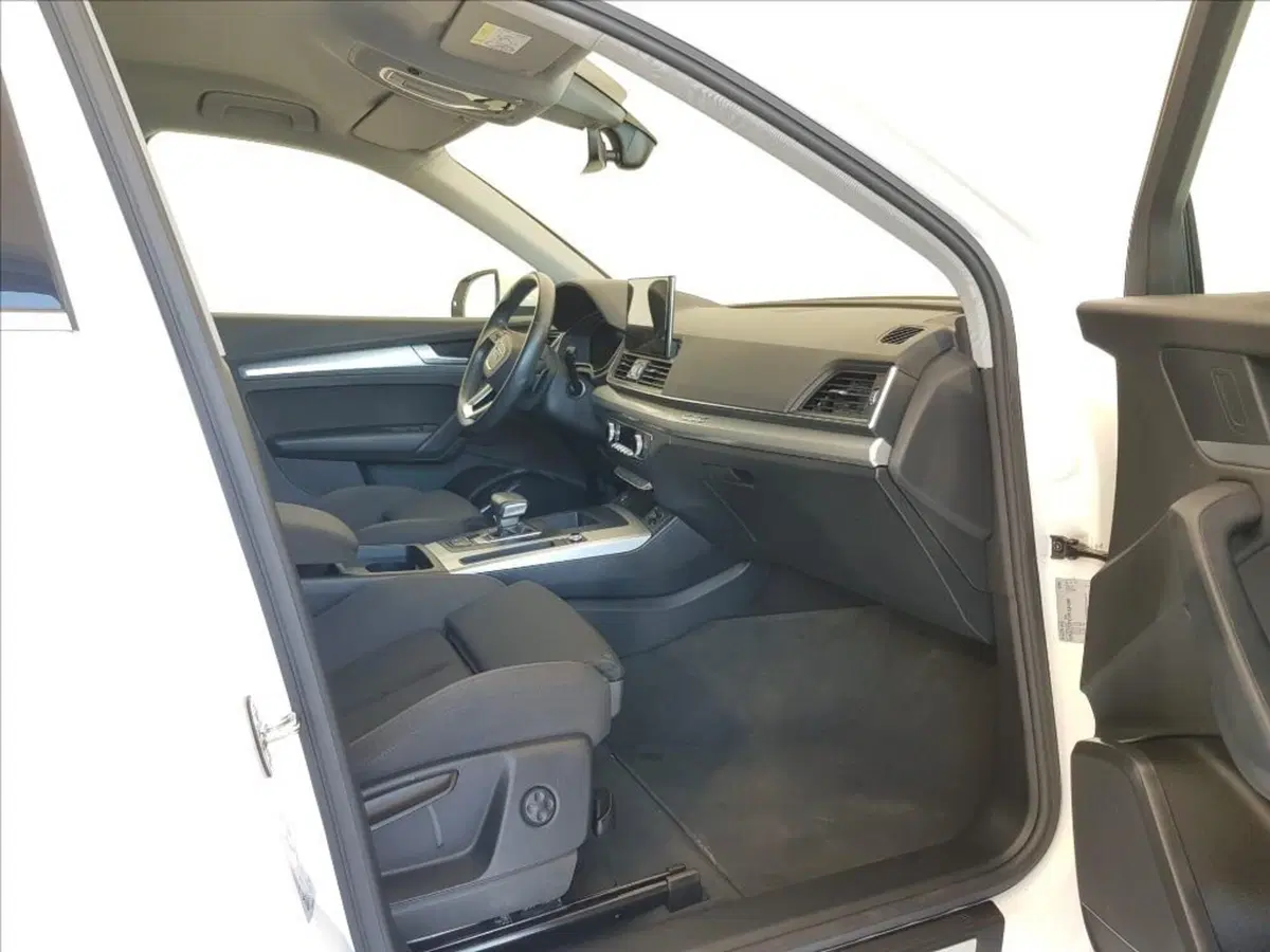 Audi Q5 Sportback usata a Lucca (10)