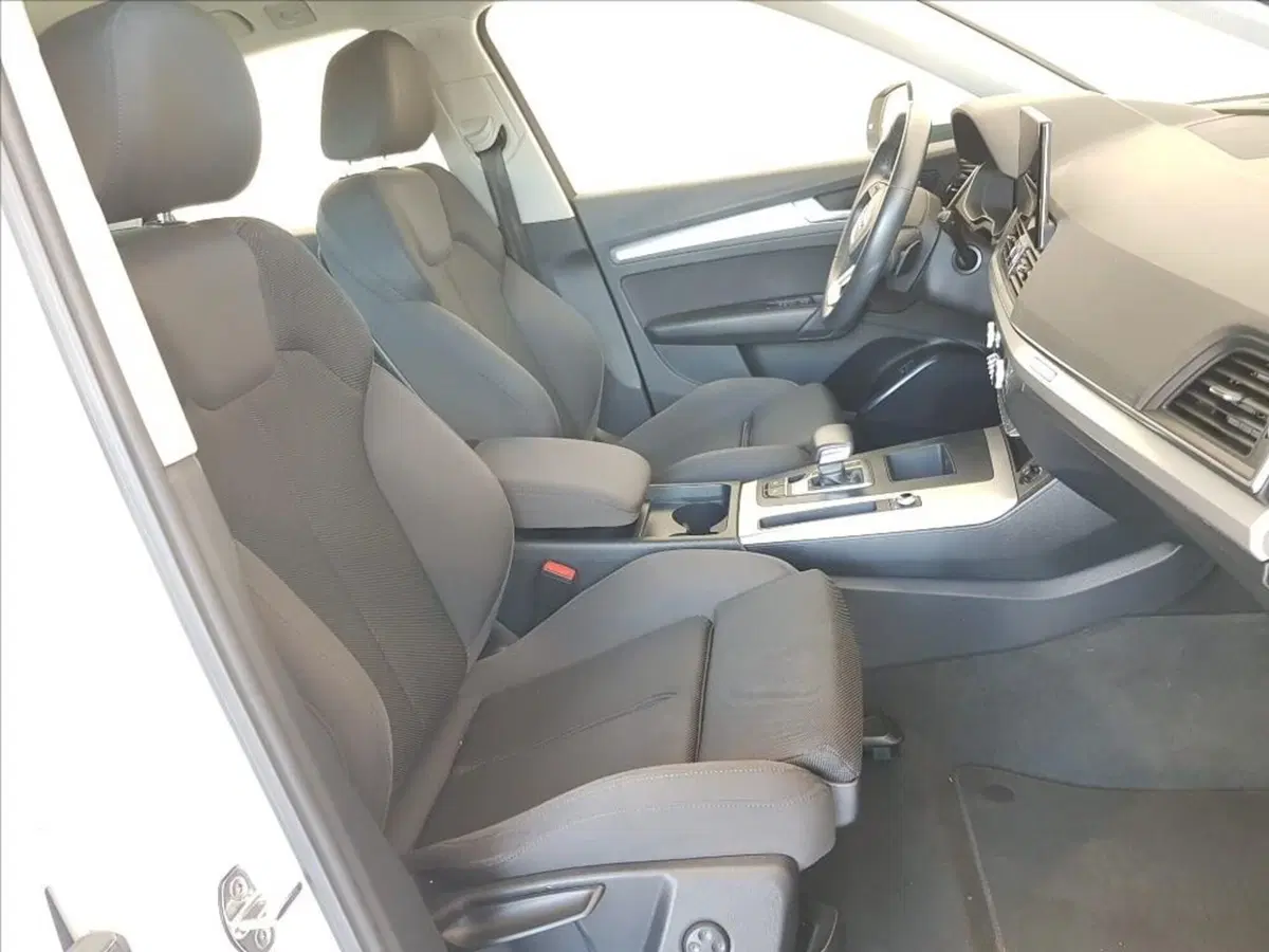 Audi Q5 Sportback usata a Lucca (11)