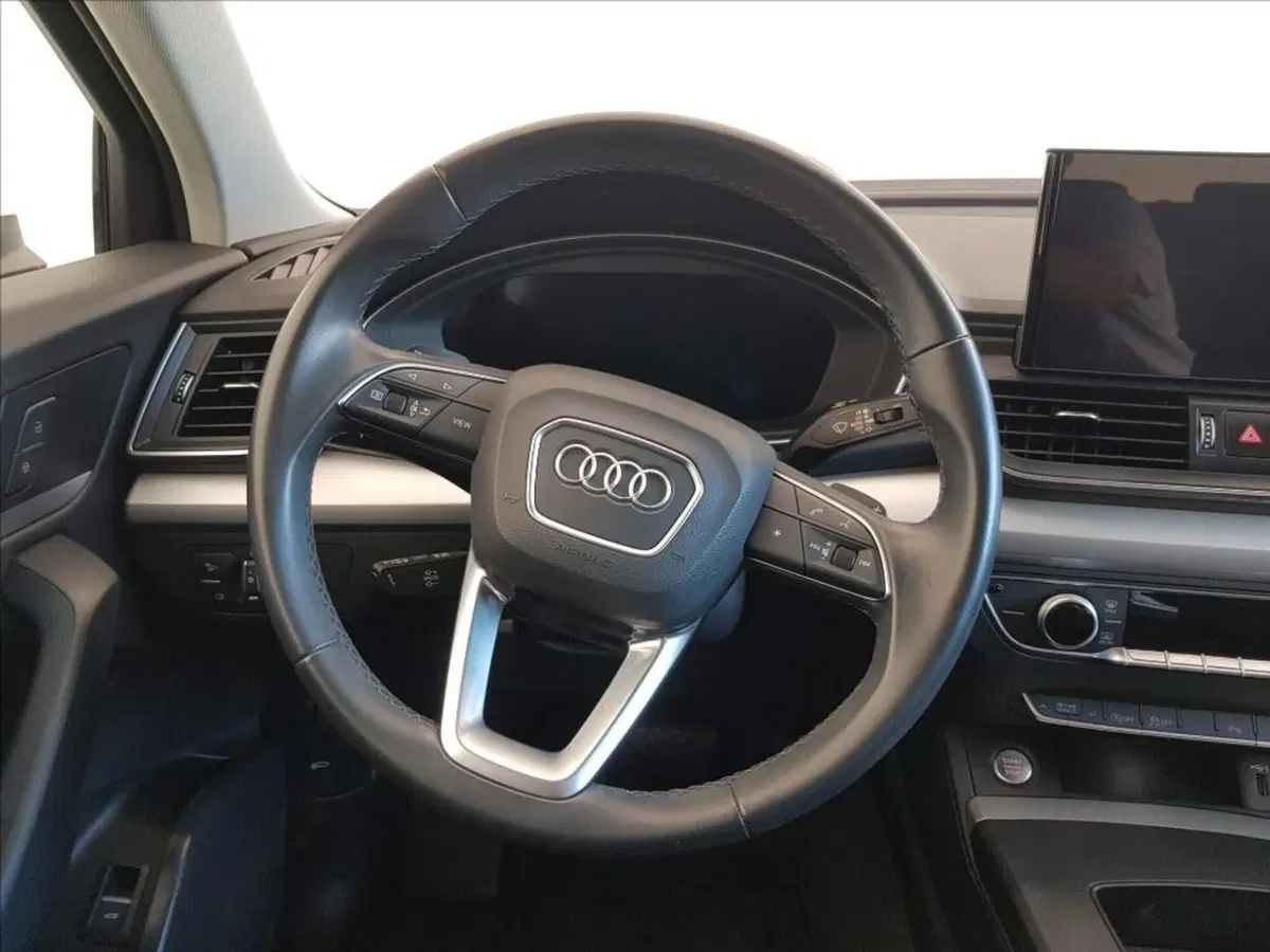 Audi Q5 Sportback usata a Lucca (14)