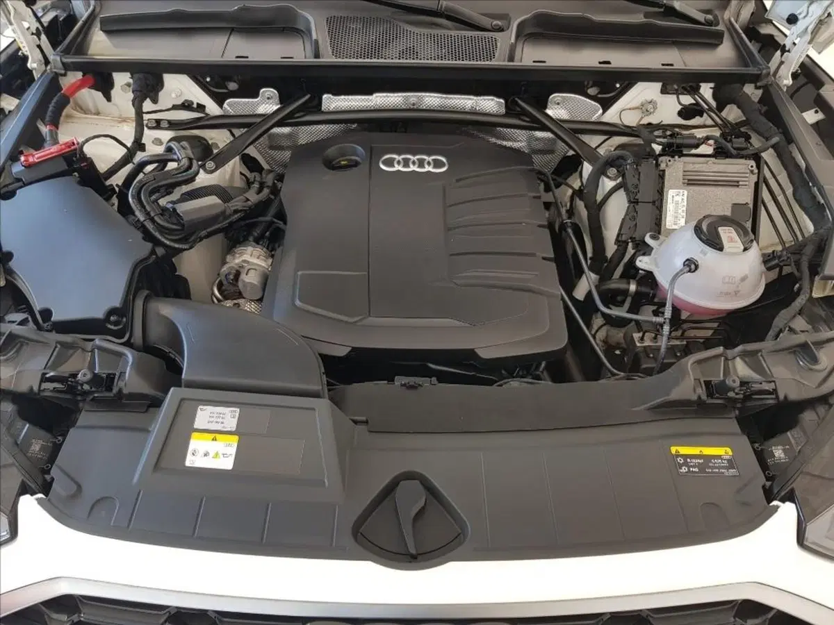 Audi Q5 Sportback usata a Lucca (17)
