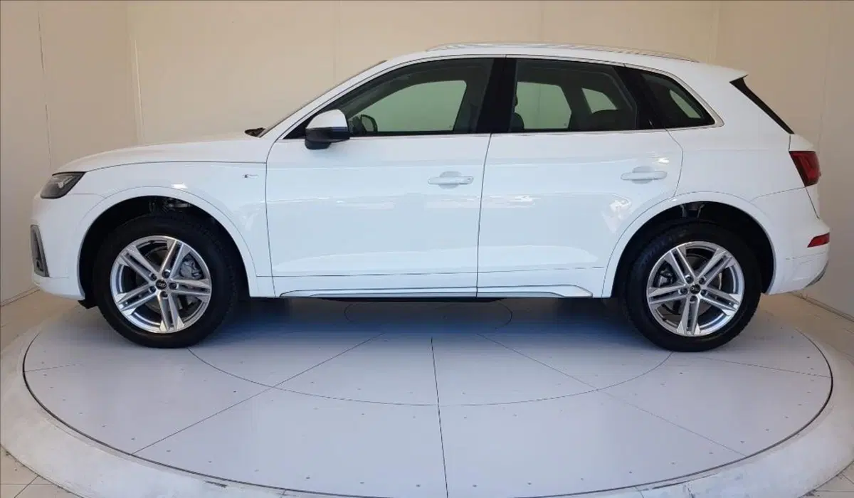 Audi Q5 Sportback usata a Lucca (3)