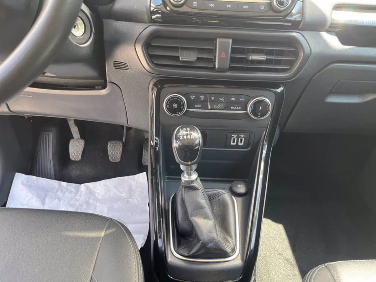 Ford EcoSport usata a Milano (17)