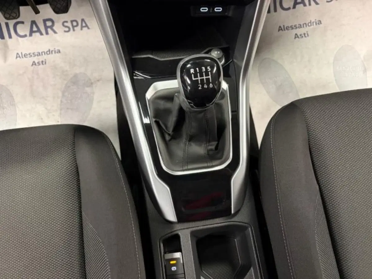 Volkswagen T-Roc usata a Cuneo (12)