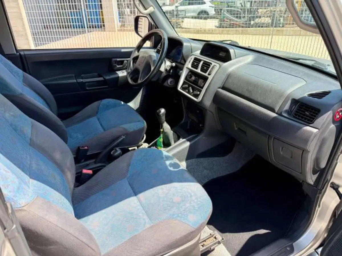 Mitsubishi Pajero usata a Savona (9)